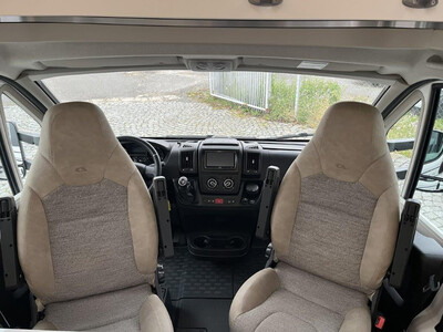 ADRIA Coral XL Axess 670 SL - komisní prodej