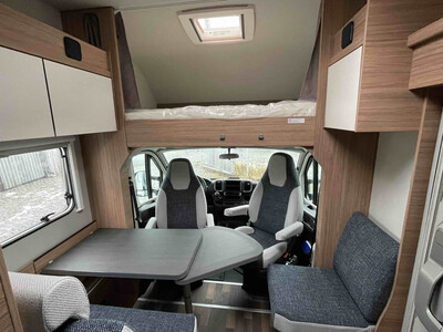 Weinsberg CaraHome 650 MEG - VELETRŽNÍ CENOVÁ NABÍDKA