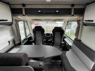 KNAUS L!VE I 700 MEG - VELETRŽNÍ CENOVÁ NABÍDKA 
