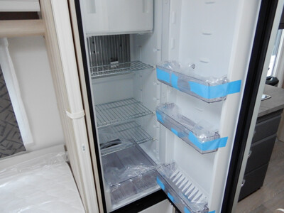 HOBBY De Luxe 540 KMFe - VELETRŽNÍ CENOVÁ NABÍDKA