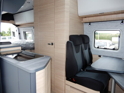 HOBBY MAXIA VAN 680 ET