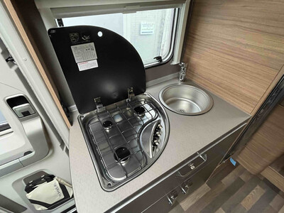 Weinsberg CaraHome 650 MEG - VELETRŽNÍ CENOVÁ NABÍDKA