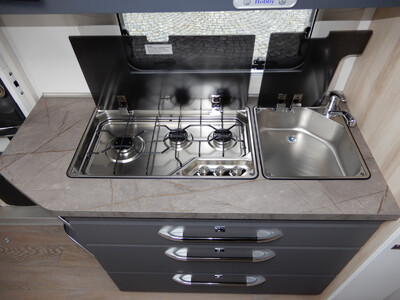 Hobby De Luxe 545 KMF