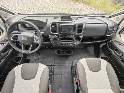 KNAUS L!VE WAVE 700 MEG PLATINUM SELECTION - VELETRŽNÍ CENOVÁ NABÍDKA
