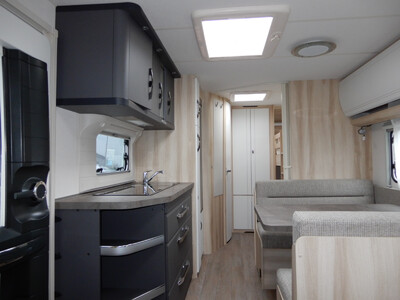 Hobby De Luxe 545 KMF