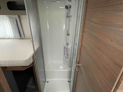 Weinsberg CaraCore 700 MEG - VELETRŽNÍ CENOVÁ NABÍDKA