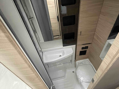 KNAUS VAN TI PLUS 650 MEG 8AT 4X4 PLATINUM SELECTION - VELETRŽNÍ CENOVÁ NABÍDKA 