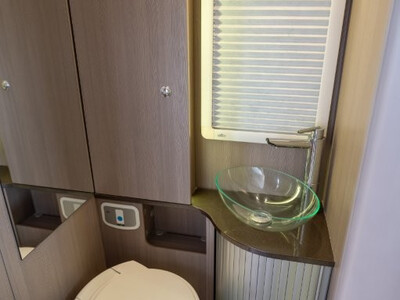 ADRIA Matrix Supreme M687 SL - komisní prodej