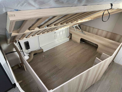 Hobby De Luxe 495 WFB - VELETRŽNÍ CENOVÁ NABÍDKA