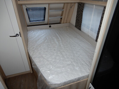 HOBBY De Luxe 540 KMFe - VELETRŽNÍ CENOVÁ NABÍDKA