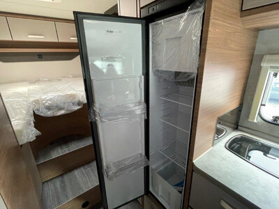 KNAUS L!VE WAVE 700 MEG (4)