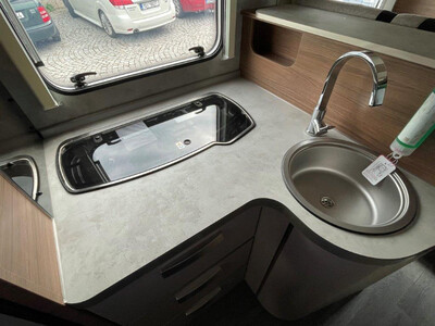 KNAUS L!VE WAVE 700 MEG (4)