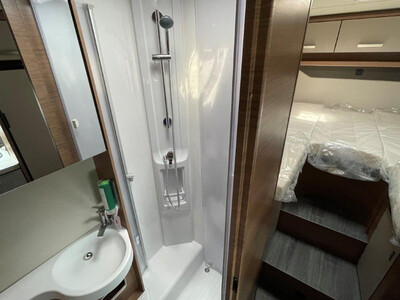 KNAUS L!VE WAVE 700 MEG (4)