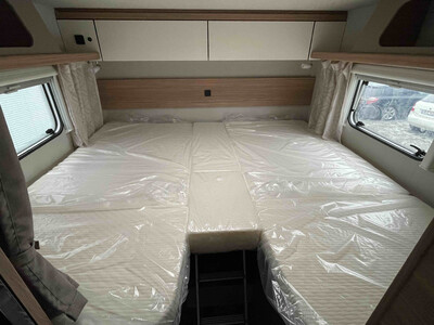 Weinsberg CaraHome 650 MEG - VELETRŽNÍ CENOVÁ NABÍDKA